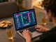 Experience TR88 live esports betting with focused players, dynamic odds on screen, and strategic atmosphere